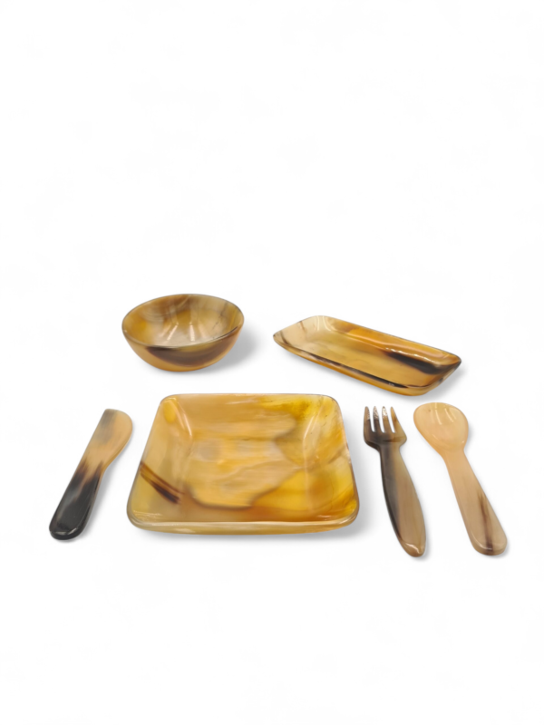 Set vesela si tacamuri , corn de bivol , buffalo horn , Nevi and Company